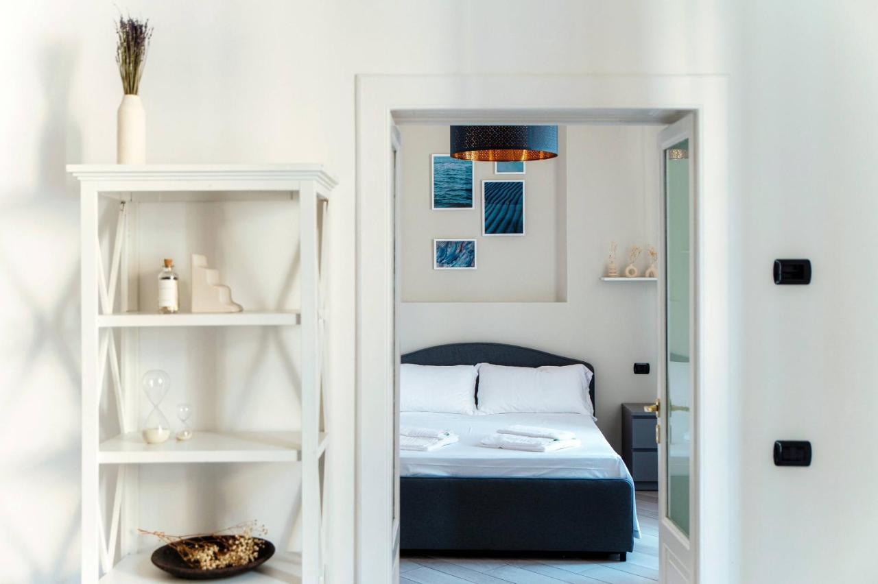 Shades Of Lake - Blue Apartment Como Exterior foto